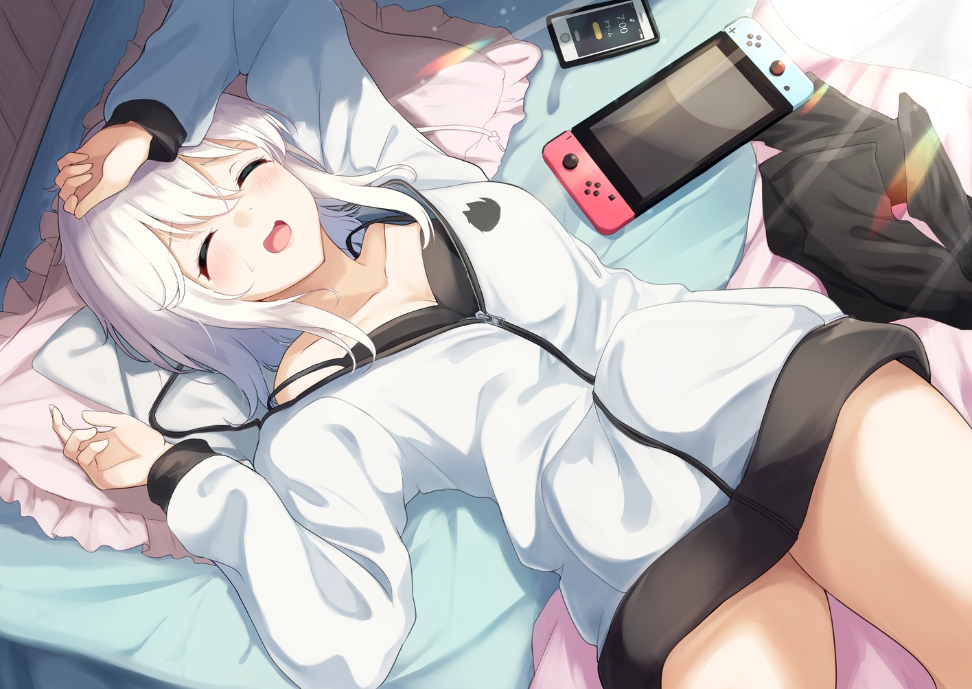 bed, blush, game_console, hood, igayan, original, phone, short_hair