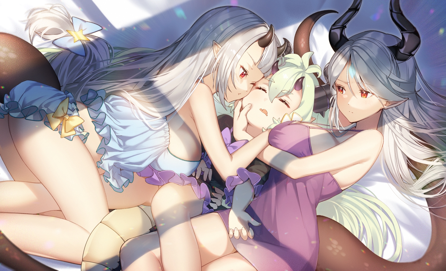 alencia_(epic7), dress, epic7, gray_hair, green_hair, horns, hug, loli