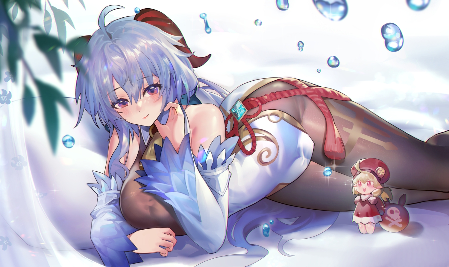 blue_hair, blush, ganyu_(genshin_impact), genshin_impact, horns, long_hair, paimon_(genshin_impact), yuqian_dai_dao_de_tuz