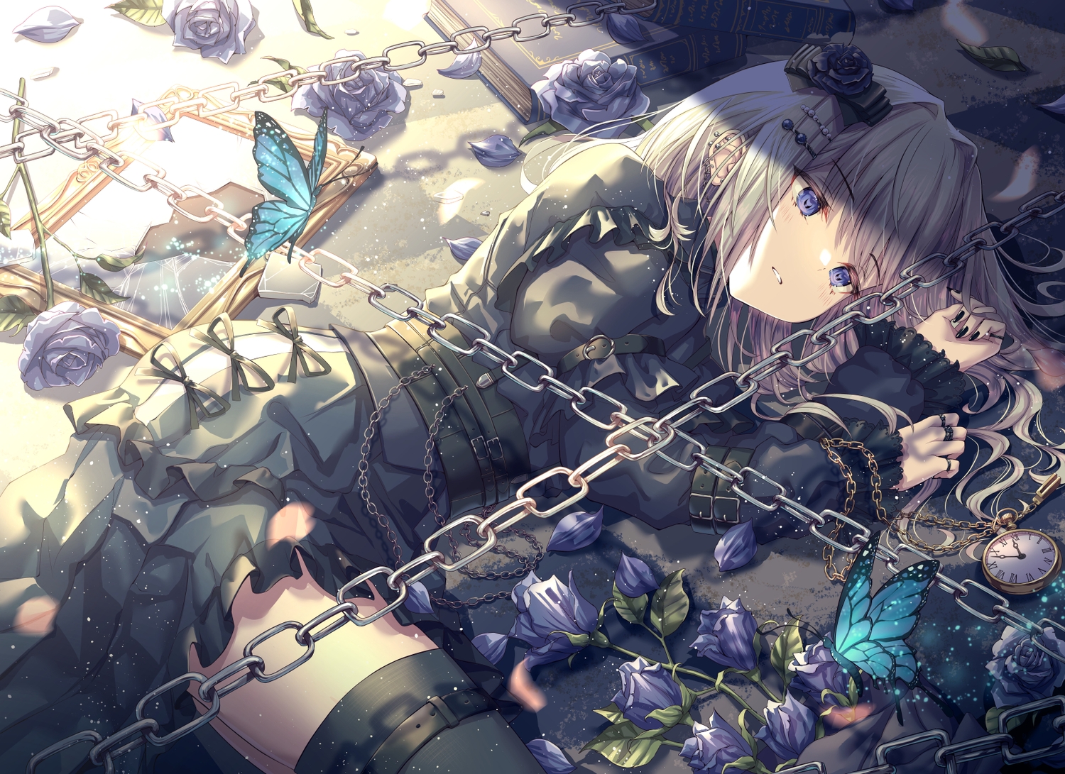 aliasing, butterfly, chain, dress, flowers, goth-loli, gray_hair, hirokazu_(analysis-depth), lolita_fashion, mirror, original, purple_eyes, rose, thighhighs, zettai_ryouiki