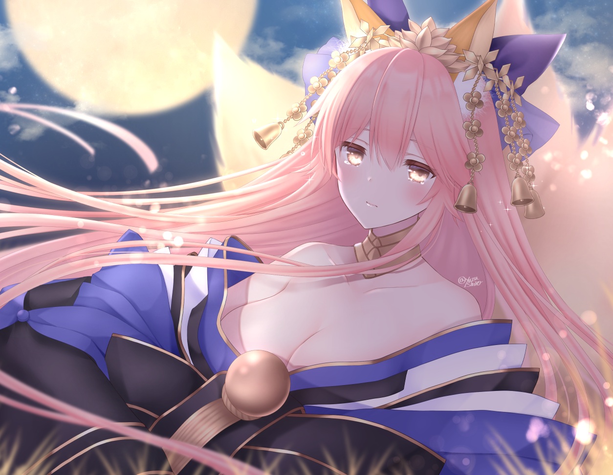 animal_ears, bell, breasts, choker, cleavage, close, clouds, fate/grand_order