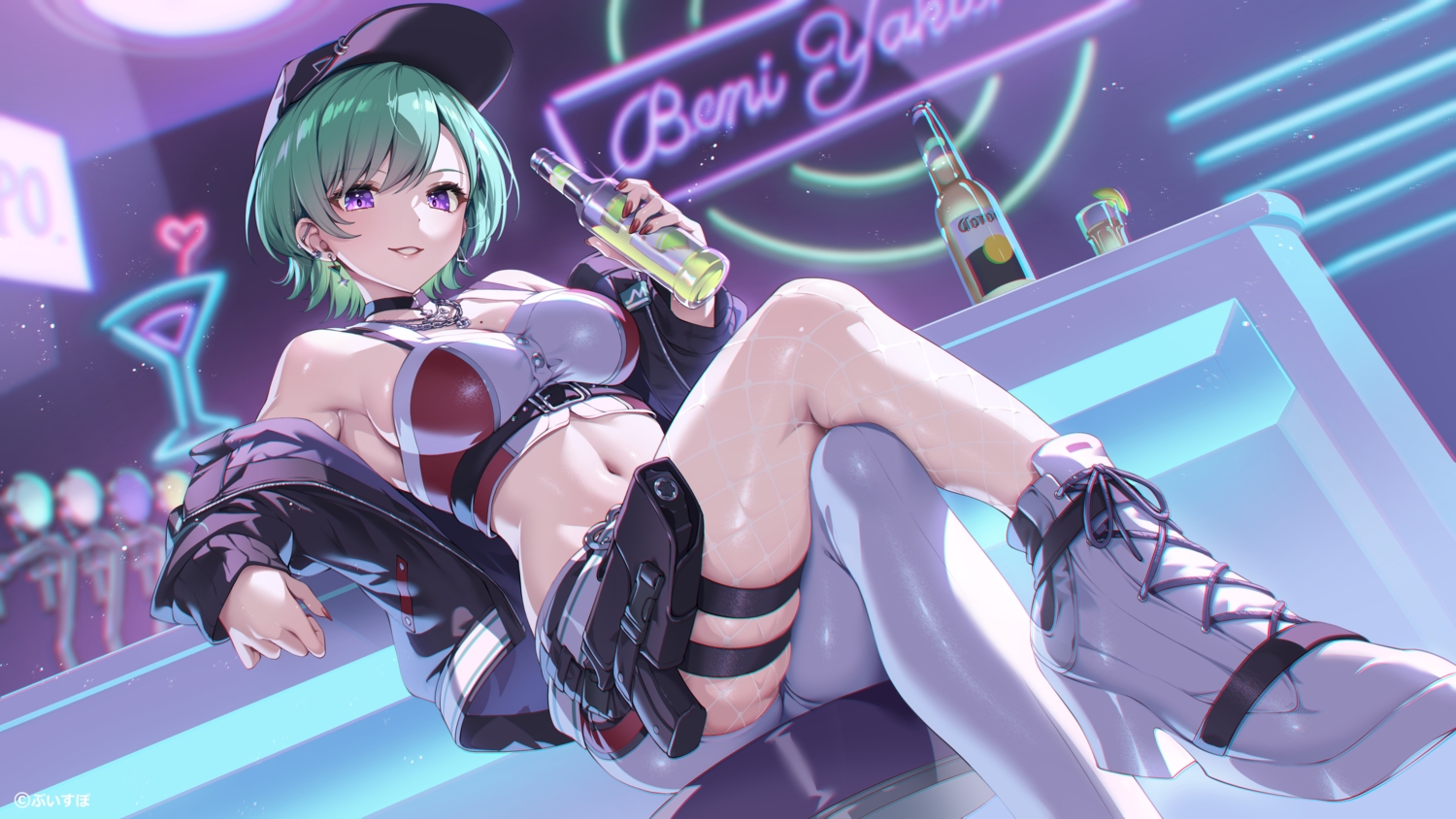 aliasing, breasts, choker, cleavage, drink, garter, gomashio_ponz, green_hair, gun, hat, navel, necklace, purple_eyes, short_hair, shorts, stockings, vspo!, weapon, yakumo_beni