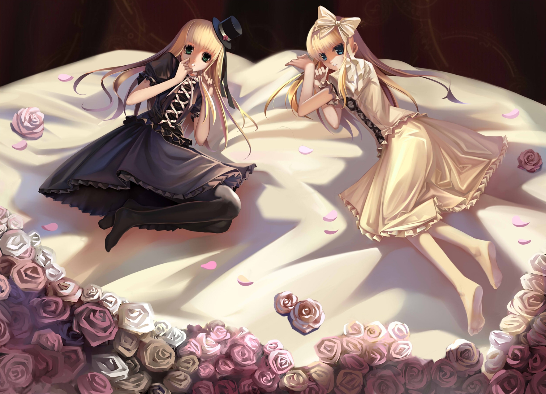 blonde_hair, blue_eyes, dress, flowers, gothic, goth-loli, green_eyes, hat