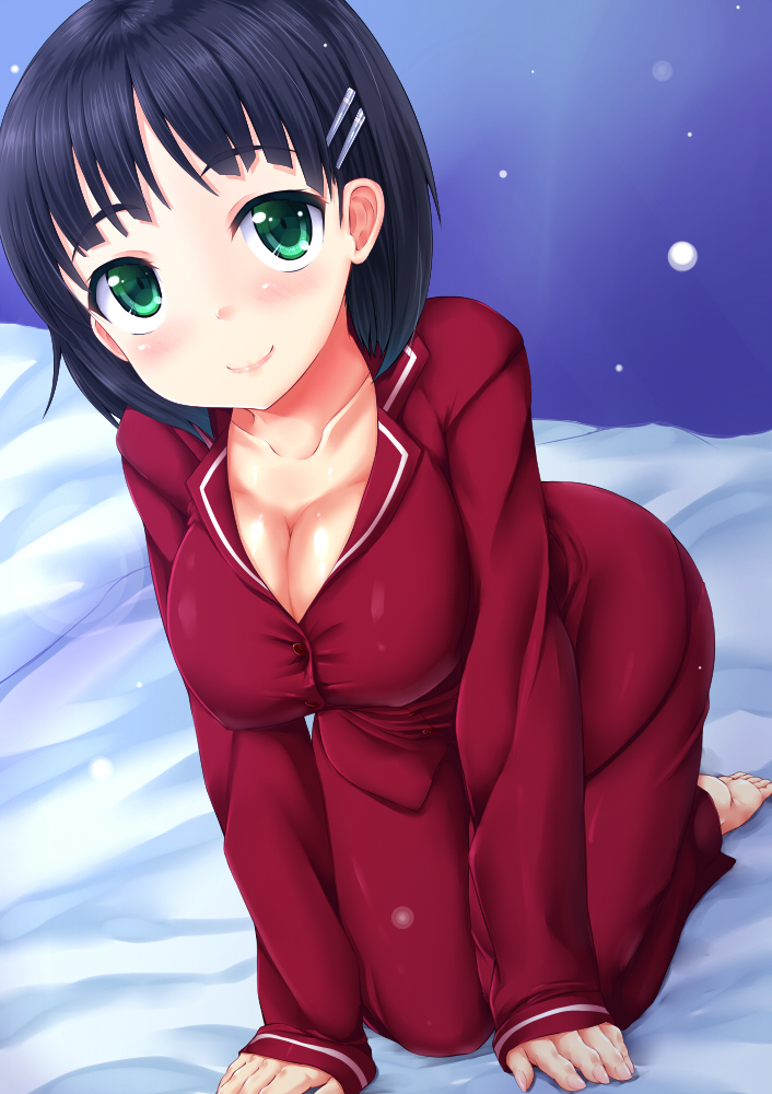 1girl, all_fours, amau_(artist), black_eyes, breasts, cleavage, green_eyes, kirigaya_suguha