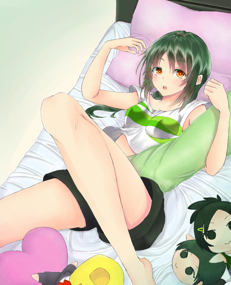 1girl, bed, blush, green_eyes, green_hair, hair_ornament, hairclip, heart, idolmaster, idolmaster_cinderella_girls, long_hair, lying, master_trainer, open_mouth, pillow, ponytail, producer_(idolmaster), rookie_trainer, short_sleeves, shorts, solo, veteran_trainer, wakpe, yellow_eyes