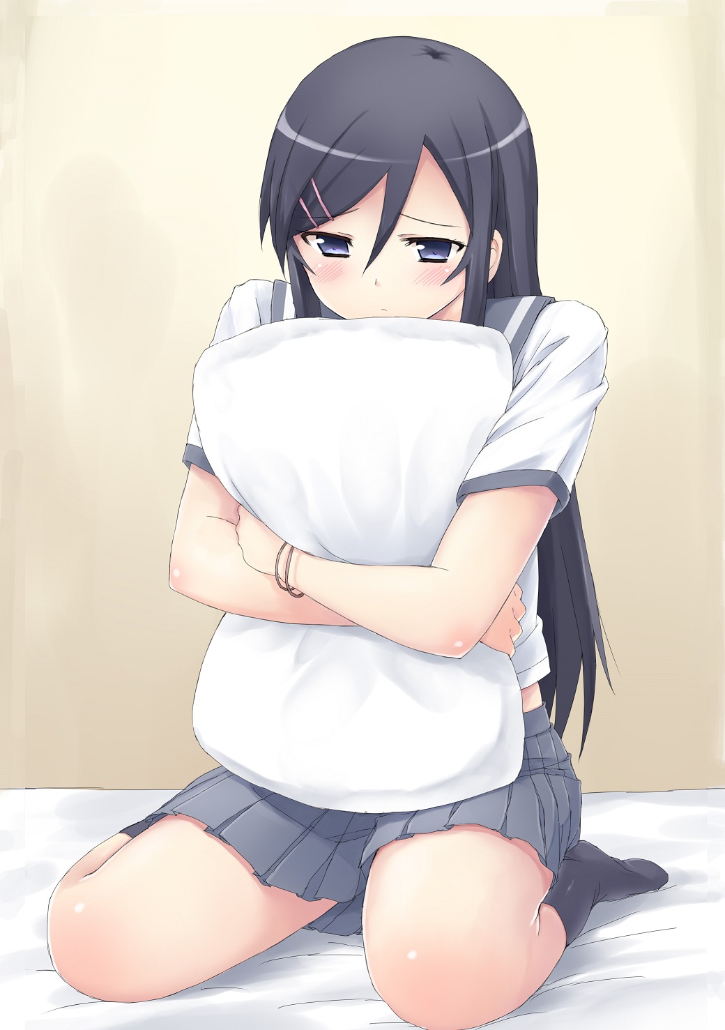 1girl, aragaki_ayase, black_hair, blue_eyes, happypudding, highres, hug, long_hair, ore_no_imouto_ga_konna_ni_kawaii_wake_ga_nai, pillow, school_uniform, serafuku