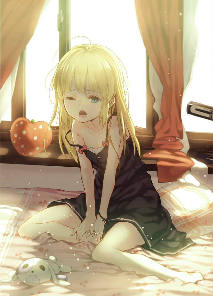 1girl, ahoge, bed, blonde_hair, blue_eyes, blush, boku_wa_tomodachi_ga_sukunai, curtains