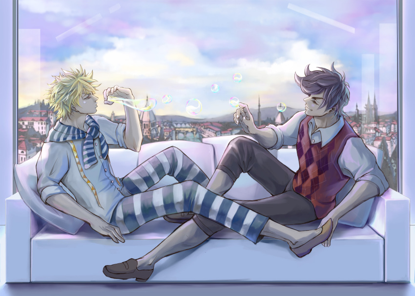 2boys, argyle, ascot, black_hair, blonde_hair, bubble, bubble_blowing, caesar_anthonio_zeppeli