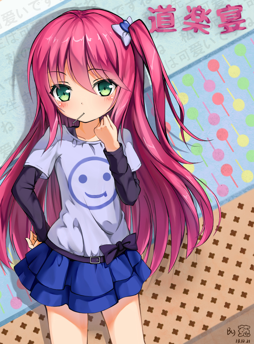 1girl, belt, blush, candy, douraku_utage, green_eyes, hair_ornament, highres