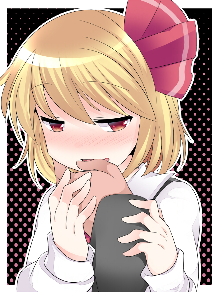 1girl, biting_hand, blonde_hair, blush, close-up, hair_ribbon, hammer_(sunset_beach), long_sleeves