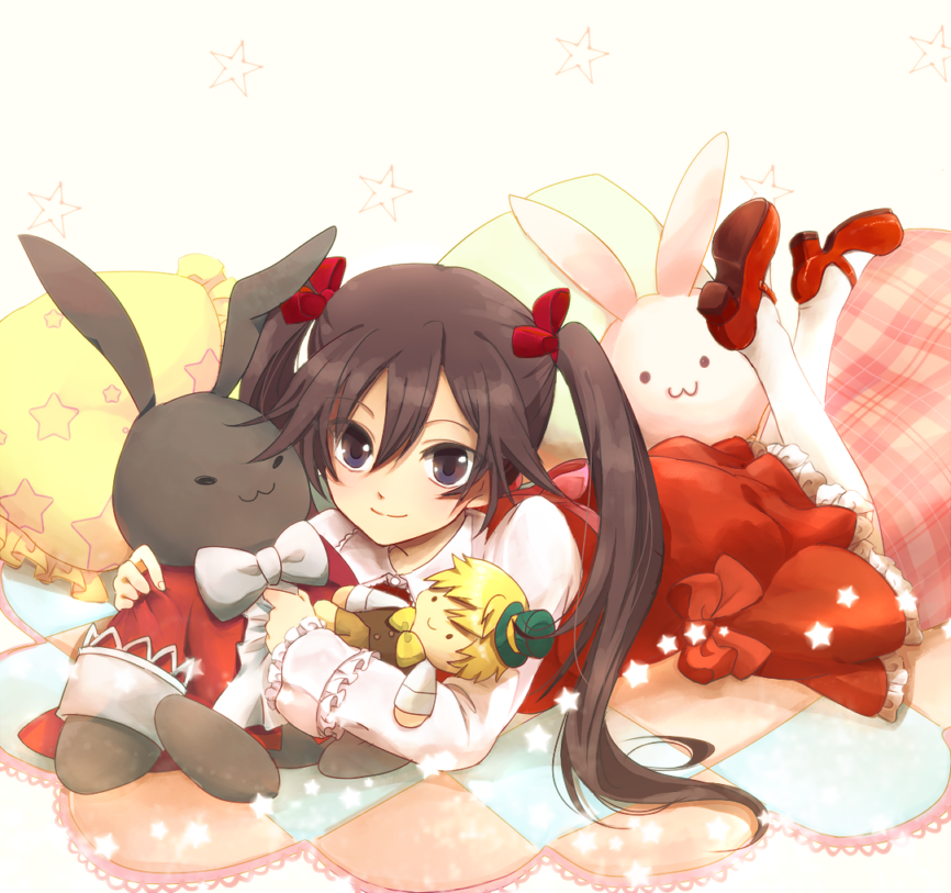 :3, alice_(pandora_hearts), alternate_hairstyle, blonde_hair, blush, bow, brown_hair, checkered