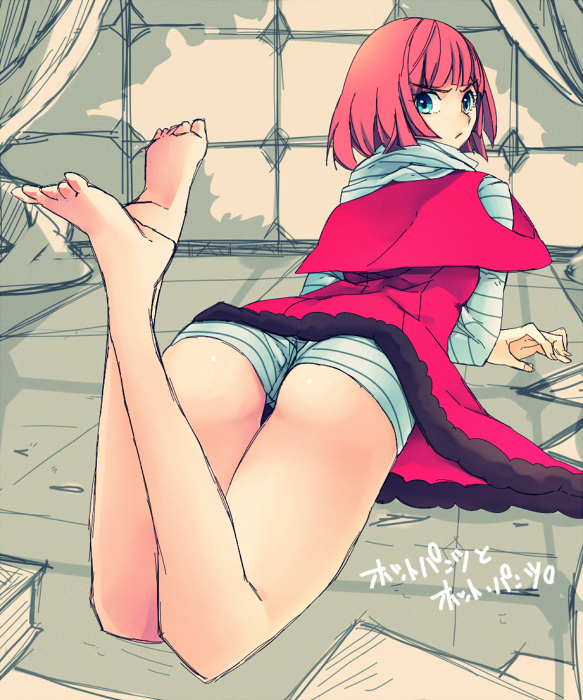1girl, barefoot, blue_eyes, hot_pants_(sbr), jojo_no_kimyou_na_bouken, looking_over_shoulder, lying, nbu_tanaka