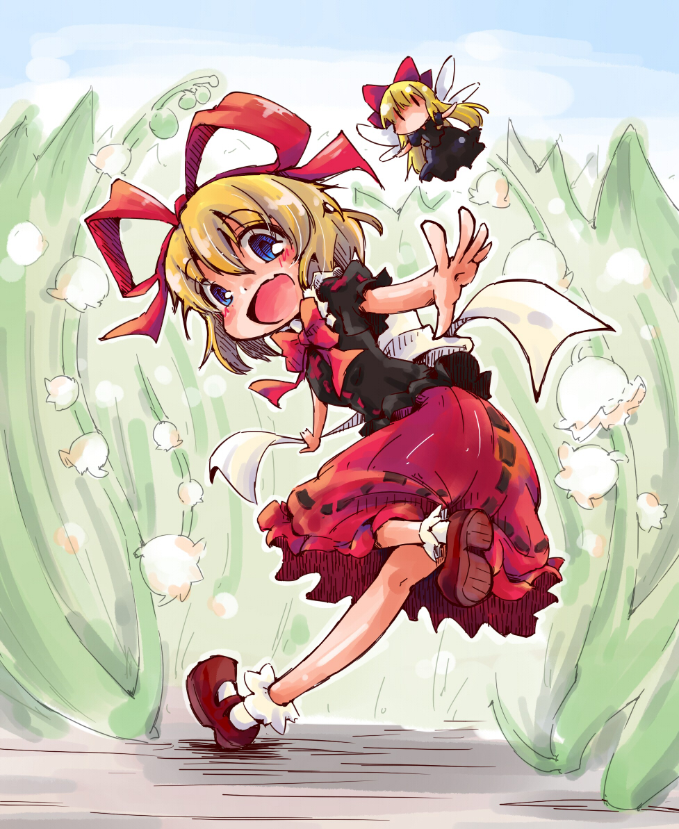 2girls, blonde_hair, blue_eyes, bow, fairy_wings, fang, flower, flying, hair_bow, hair_ribbon, lily_of_the_valley, medicine_melancholy, minigirl, multiple_girls, puffy_sleeves, ribbon, sash, shinapuu, shirt, short_sleeves, skirt, smile, su-san, touhou, wings, |_|