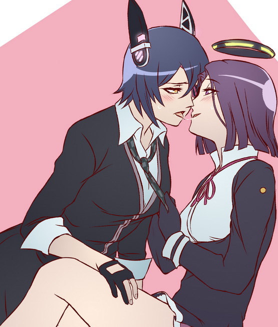 2girls, black_gloves, black_hair, blush, eye_contact, eyepatch, fingerless_gloves, flauschtraut