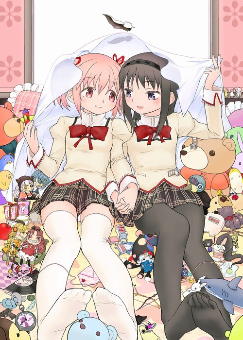 2girls, akemi_homura, ayanero_taicho, bird, black_hair, blanket, blonde_hair, blue_eyes