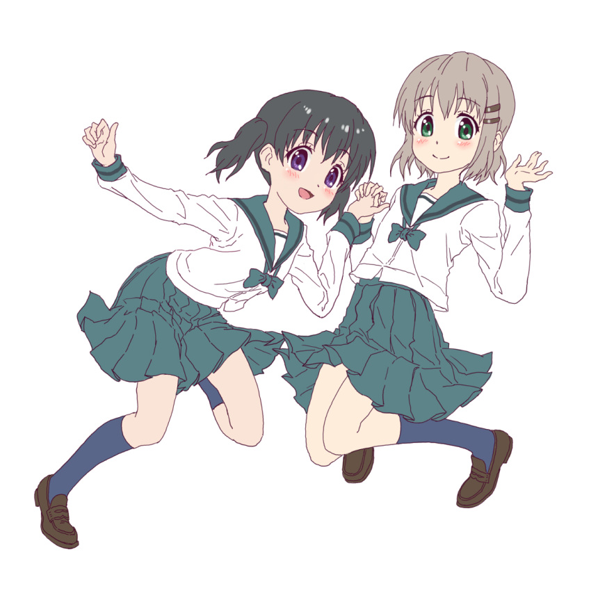 2girls, black_hair, blush, green_eyes, grey_hair, hair_ornament, hairclip, highres