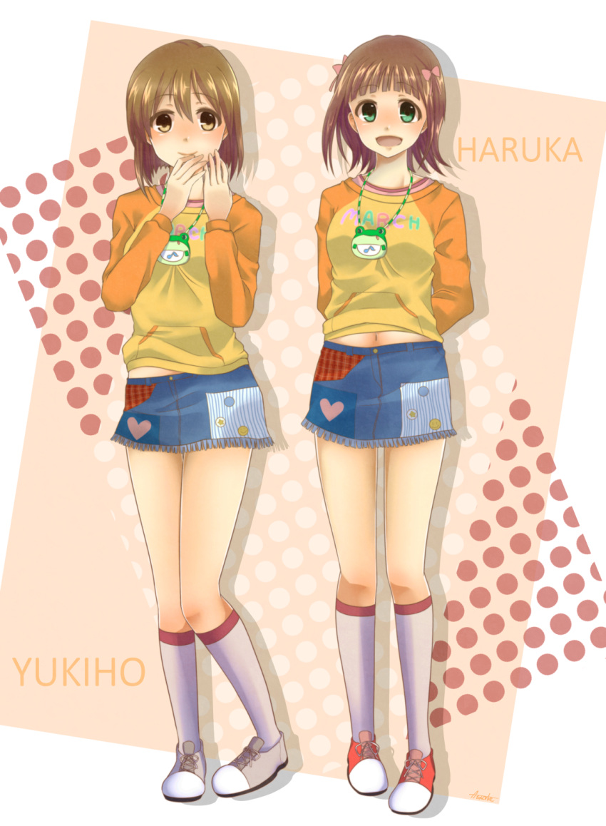 2girls, amami_haruka, arms_behind_back, asazuke25, brown_hair, green_eyes, hagiwara_yukiho, hair_ribbon