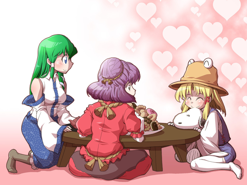 3girls, ^_^, animal_hug, belt, blonde_hair, blue_eyes, chamupei, closed_eyes