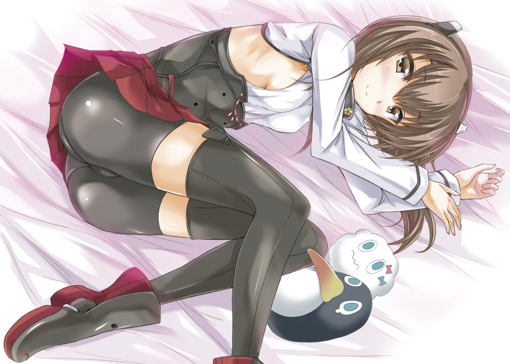 1girl, ass, bike_shorts, black_legwear, blush, breasts, brown_eyes, brown_hair, headband, kantai_collection, looking_at_viewer, noba_(veronicanoha), personification, short_hair, sideboob, skirt, solo, taihou_(kantai_collection), thigh-highs
