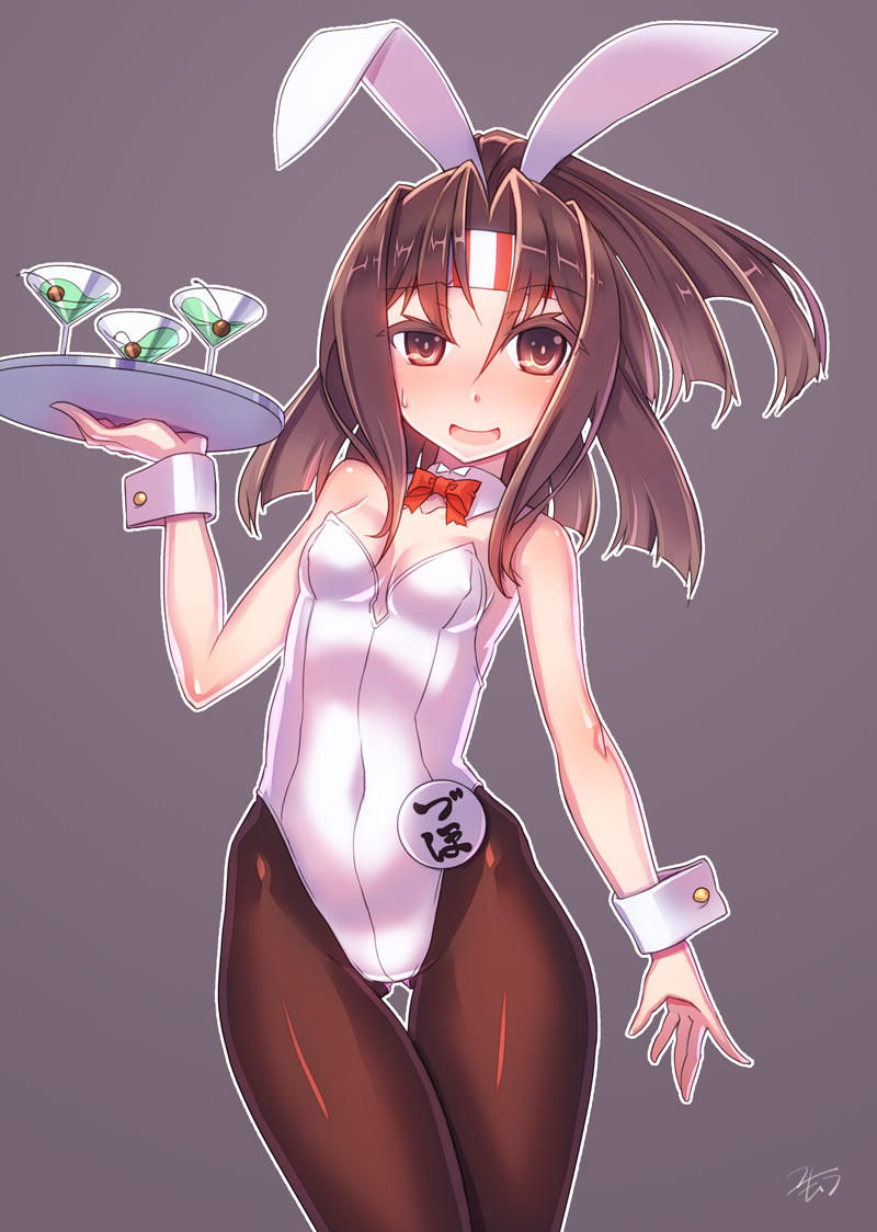 1girl, animal_ears, bowtie, brown_eyes, brown_hair, bunnysuit, cocktail, detached_collar
