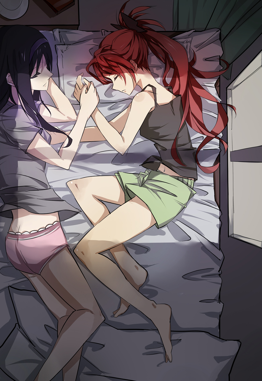 2girls, akatsuki_(kantai_collection), ashthorn, bare_legs, bare_shoulders, black_hair, hair_intakes, hairband