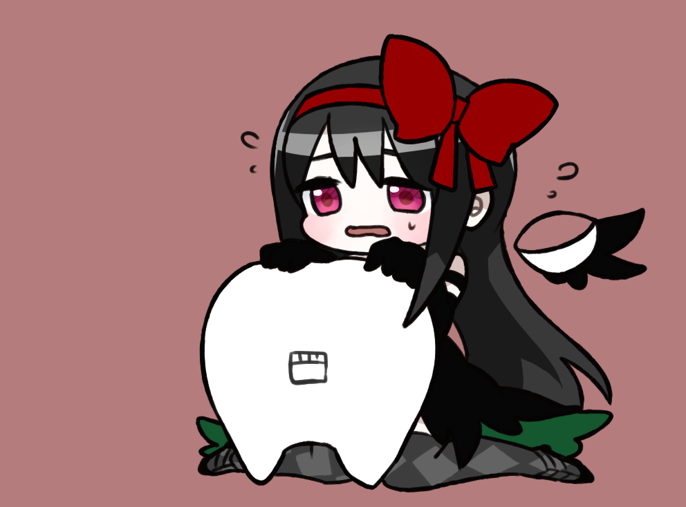 1girl, akemi_homura, akuma_homura, black_hair, chibi, dress, elbow_gloves, fc/efushi