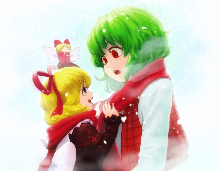 blonde_hair, blue_eyes, bow, green_hair, hair_bow, kazami_yuuka, kihou_kanshouzai, medicine_melancholy