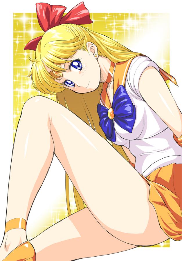 1girl, aino_minako, bishoujo_senshi_sailor_moon, blonde_hair, blue_eyes, bow, breasts, choker, earrings, elbow_gloves, gloves, hair_bow, jewelry, kouda_tomohiro, legs, long_hair, looking_at_viewer, sailor_collar, sailor_venus, shiny, shiny_skin, skirt, smile, solo, tiara