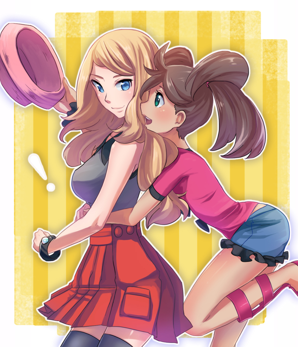 2girls, bare_legs, black_legwear, blonde_hair, blue_eyes, bracelet, brown_hair, green_eyes