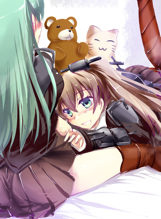 2girls, :3, =_=, aqua_eyes, aqua_hair, blush, brown_hair, brown_legwear