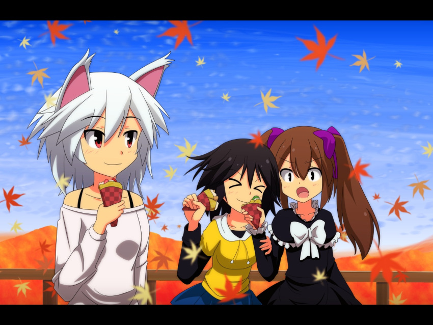 >_<, 3girls, :o, alternate_costume, animal_ears, black_hair, blue_sky, blush