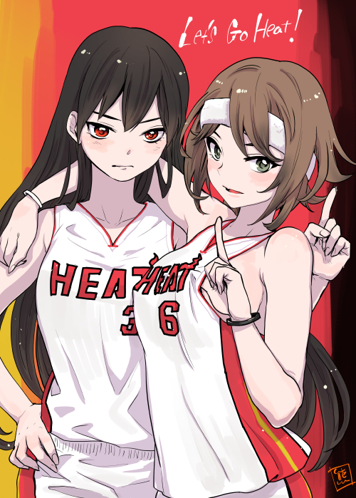 2girls, arm_around_neck, basketball_uniform, black_hair, blush, breasts, brown_hair, green_eyes