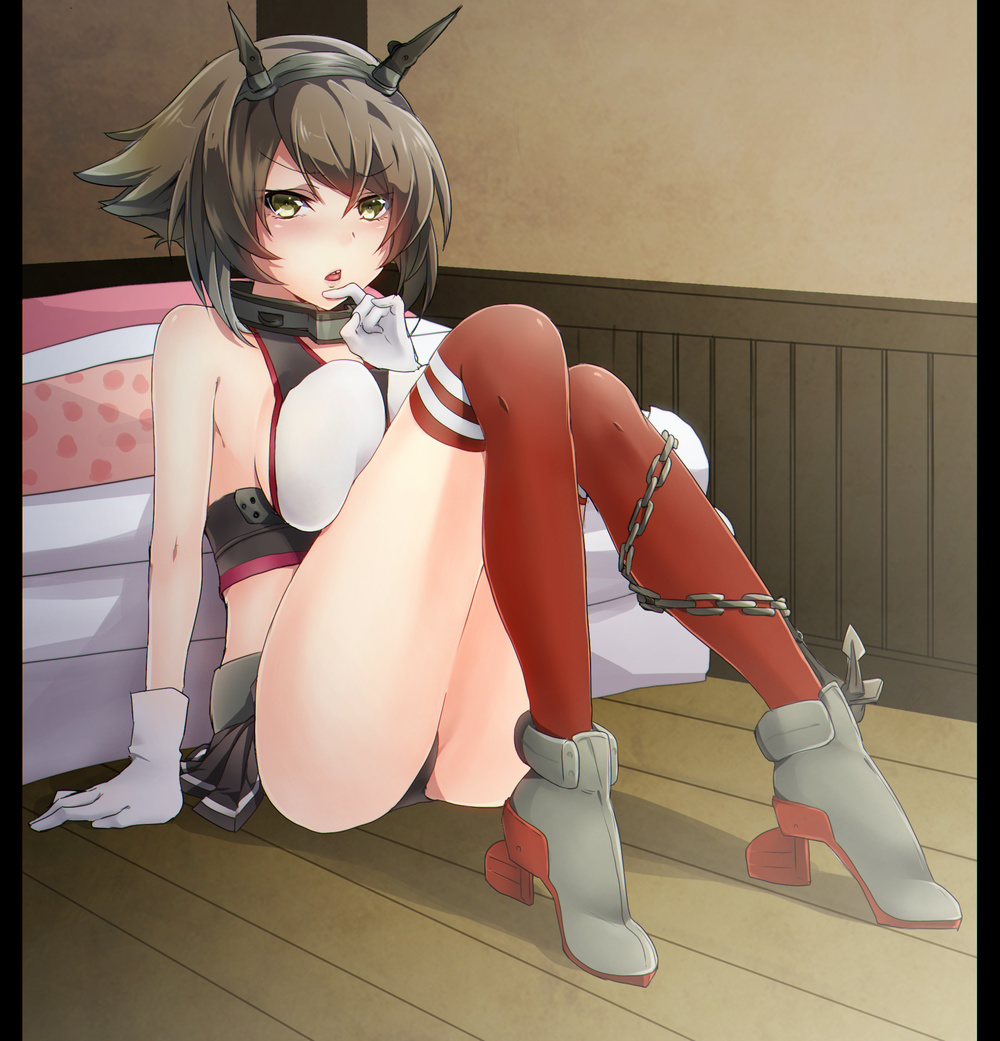 1girl, bare_shoulders, breasts, brown_hair, gloves, green_eyes, headgear, kantai_collection