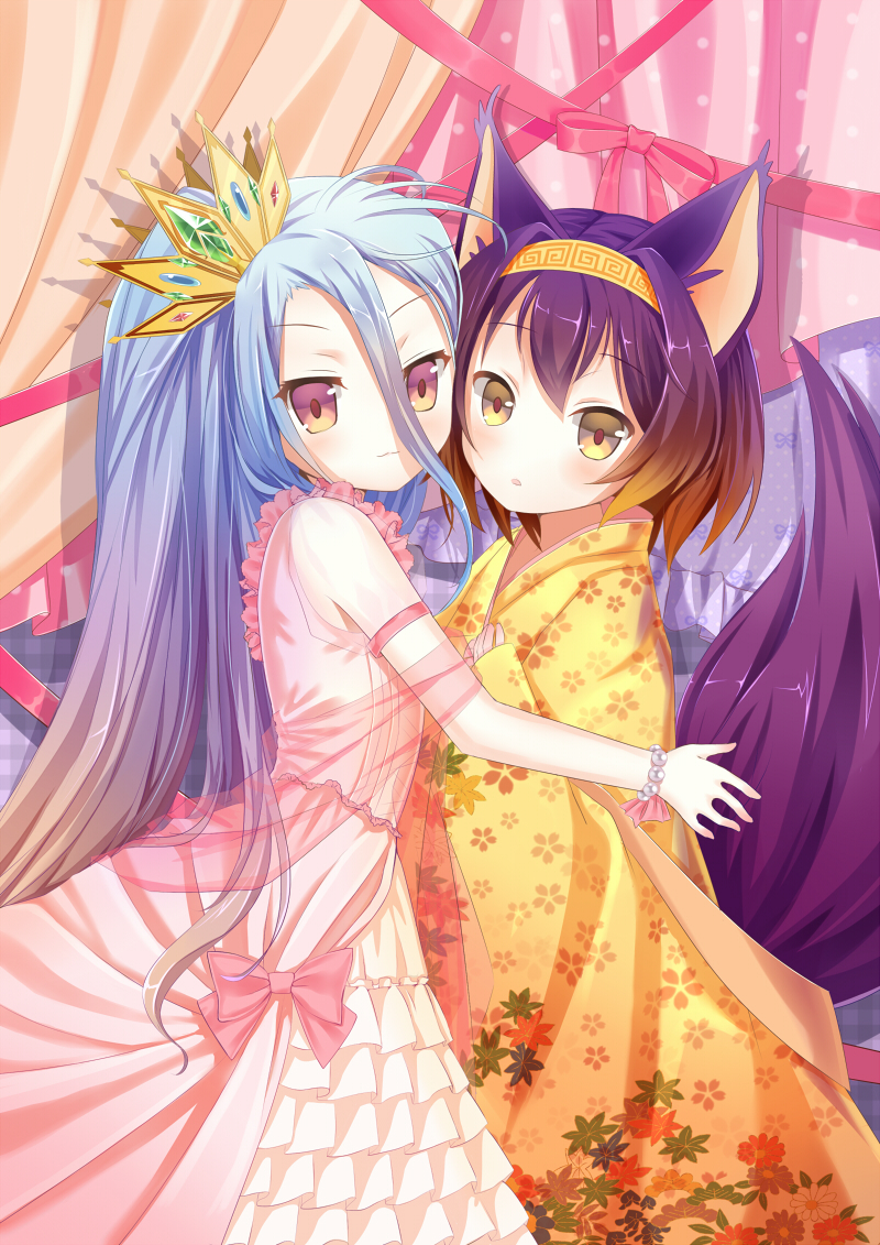 2girls, :3, animal_ears, blue_hair, brown_hair, crown, dress, fox_ears, fox_tail, gradient_hair, hair_between_eyes, hairband, hatsuse_izuna, japanese_clothes, looking_at_viewer, multicolored_hair, multiple_girls, no_game_no_life, pink_eyes, purple_hair, shiro_(no_game_no_life), short_hair, sumikko_no_aria, tail, yellow_eyes