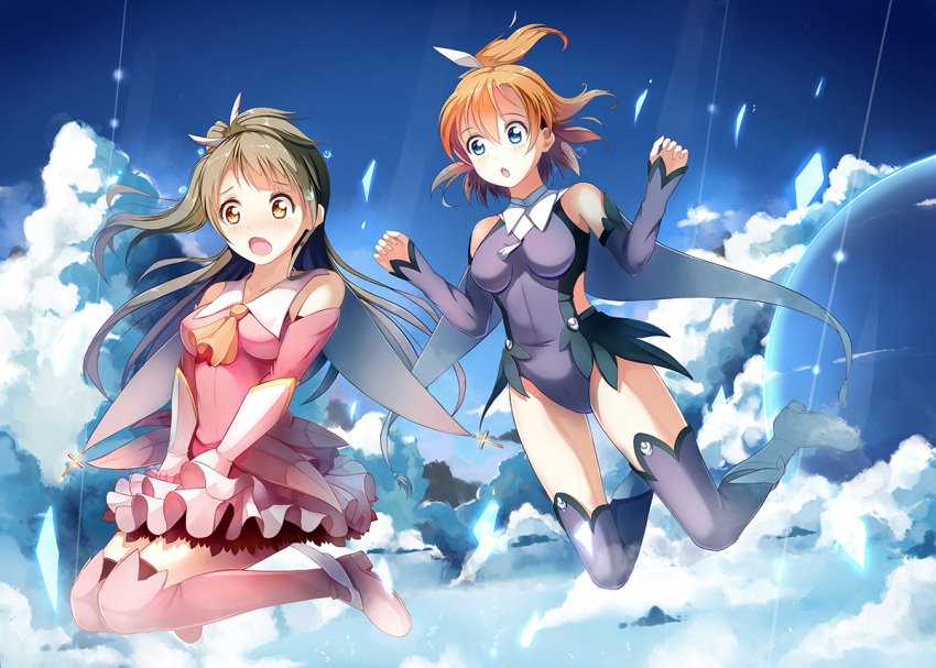 2girls, blue_eyes, breasts, brown_eyes, brown_hair, cape, cosplay, cross, elbow_gloves, fate/kaleid_liner_prisma_illya, fate_(series), gloves, kousaka_honoka, liu_guniang, long_hair, love_live!_school_idol_project, magical_girl, minami_kotori, miyu_edelfelt_(cosplay), multiple_girls, open_mouth, prisma_illya_(cosplay), short_hair, side_ponytail, thigh-highs