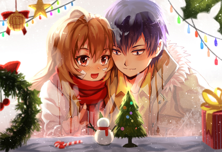 1boy, 1girl, aisaka_taiga, blue_hair, blush, brown_eyes, christmas, christmas_ornaments, couple, fur_trim, happy, long_hair, majiang, open_mouth, red_eyes, short_hair, snowman, takasu_ryuuji, toradora!, window_shopping, winter_clothes