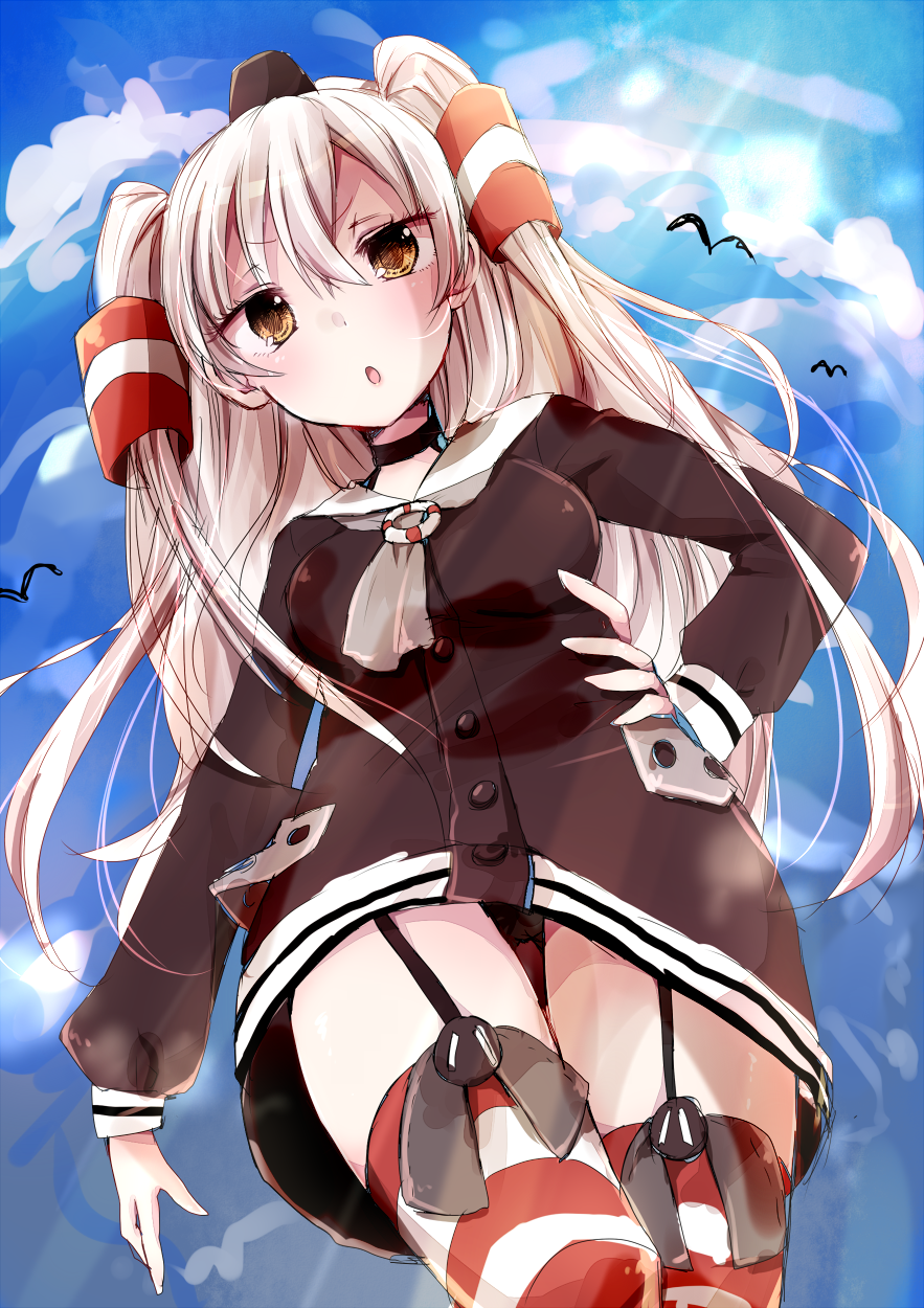 amatsukaze_(kantai_collection), brown_eyes, hand_on_hip, highres, kantai_collection, long_hair, nanase_(ribonshitoron), silver_hair
