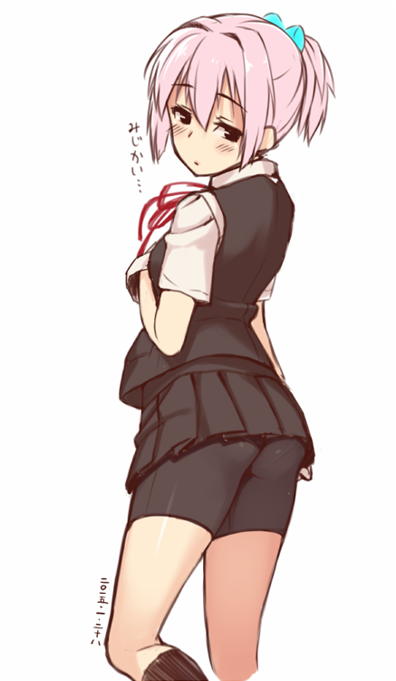 1girl, bike_shorts, gin_(ginshari), kantai_collection, miniskirt, pink_hair, ponytail, school_uniform