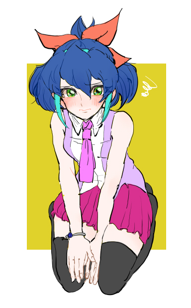 1girl, blue_hair, blush, bow, bracelet, green_eyes, hair_bow, hiiragi_yuzu, hiiragi_yuzu_(cosplay), jewelry, multicolored_hair, necktie, ponytail, sakaeda, serena_(yuu-gi-ou_arc-v), sitting, solo, thigh-highs, two-tone_hair, yuu-gi-ou, yuu-gi-ou_arc-v, zettai_ryouiki