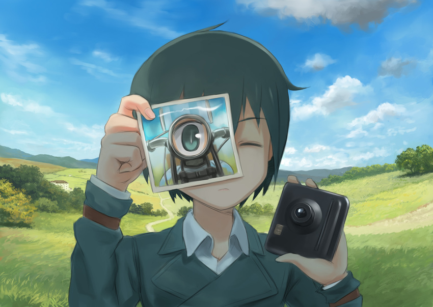 1girl, androgynous, black_hair, camera, green_eyes, hermes, highres, kino