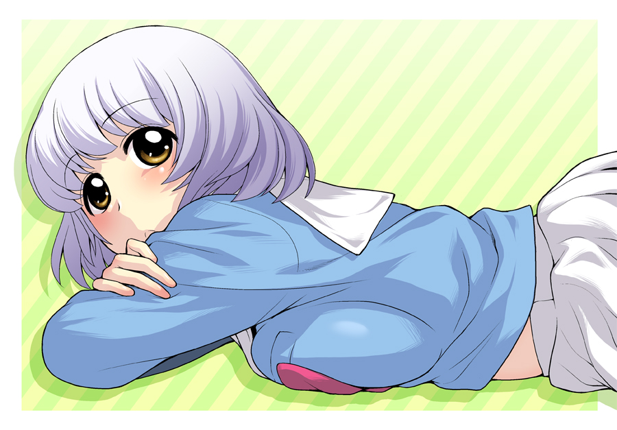 1girl, brown_eyes, kouda_tomohiro, school_uniform, short_hair, silver_hair, solo, tonari_no_seki-kun