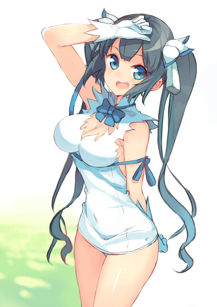 1girl, absurdres, black_hair, blue_eyes, breasts, cleavage, dress, dungeon_ni_deai_wo_motomeru_no_wa_machigatteiru_darou_ka