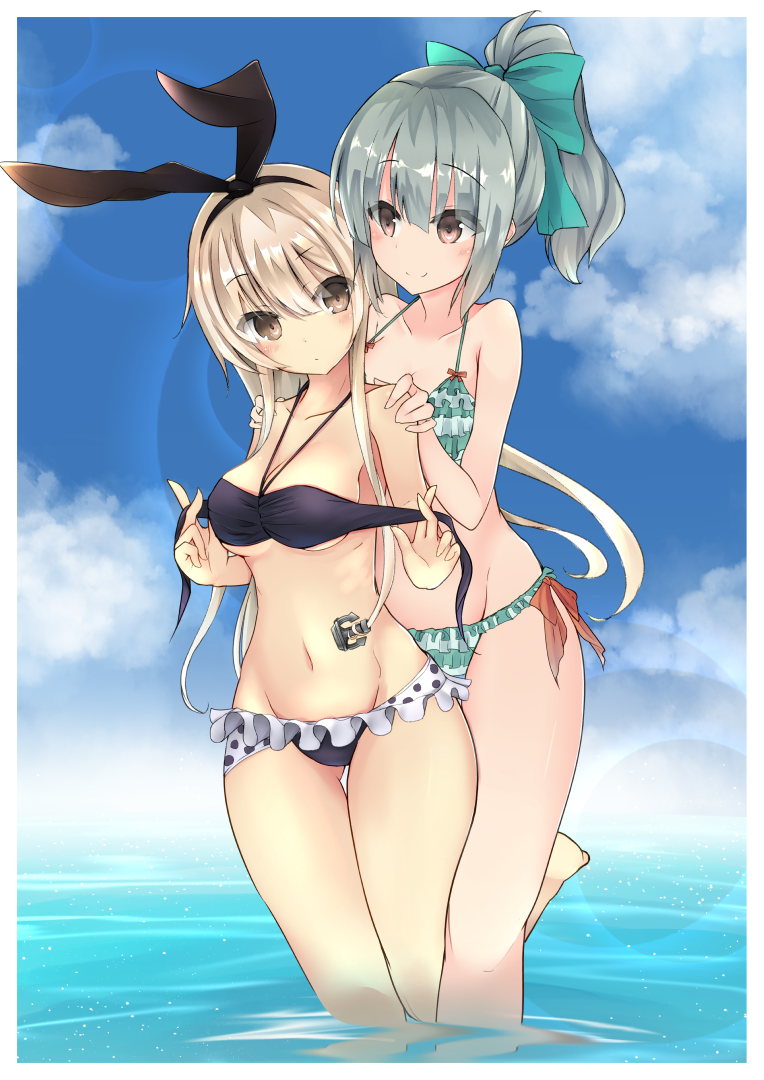 2girls, bikini, blonde_hair, brown_eyes, frilled_bikini, frills, grey_hair, hairband