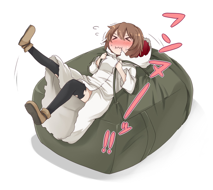 1girl, backpack, bag, brown_hair, dungeon_ni_deai_wo_motomeru_no_wa_machigatteiru_darou_ka, gloves, hood, liliruka_aede