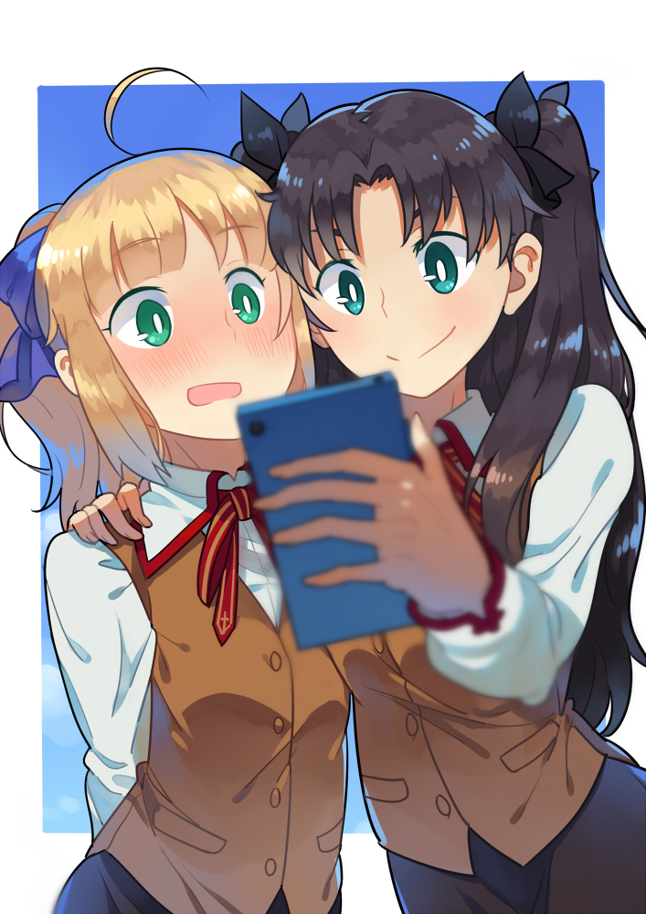 2girls, ahoge, black_hair, blonde_hair, blue_eyes, blush, cellphone, fate/stay_night