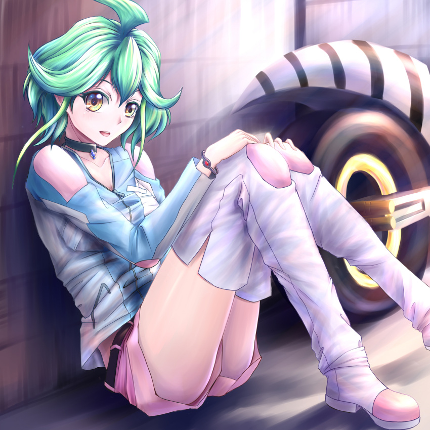 1girl, ahoge, belt, boots, bracelet, choker, collarbone, green_hair