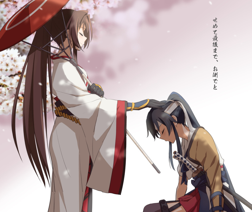 2girls, black_hair, brown_hair, genuflecting, gloves, hand_on_head, headband, highres, japanese_clothes, kantai_collection, kisetsu, long_hair, multiple_girls, parasol, ponytail, profile, sheath, sword, umbrella, very_long_hair, weapon, yahagi_(kantai_collection), yamato_(kantai_collection)