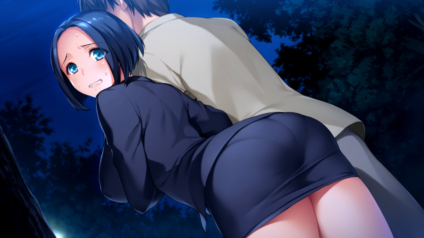 1boy, 1girl, arm_grab, ass, blue_eyes, blue_hair, dutch_angle, formal, fushimi_azusa, game_cg, kagami_makoto_(nanairo_reincarnation), looking_back, nanairo_reincarnation, night, outdoors, pantylines, scared, short_hair, skirt_suit, suit, sumeragi_kohaku, sweat