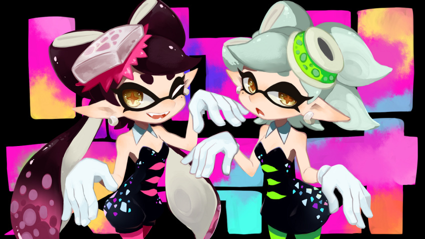 +_+, 2girls, black_hair, brown_eyes, callie_(splatoon), detached_collar, domino_mask, dress