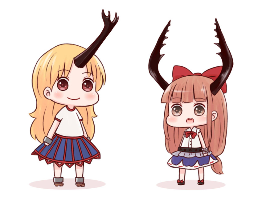 2girls, alternate_headwear, batta_(ijigen_debris), beetle_horn, belt, blonde_hair, bow, chibi